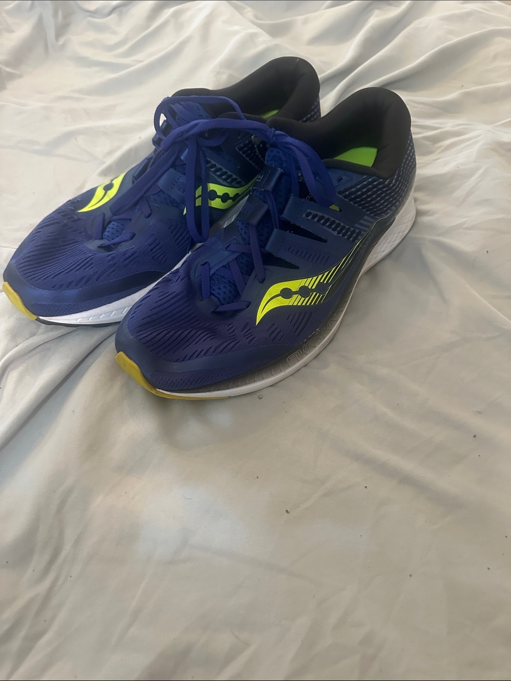 Saucony Men’s Royal Blue Running Shoes with Neon Yellow Accents